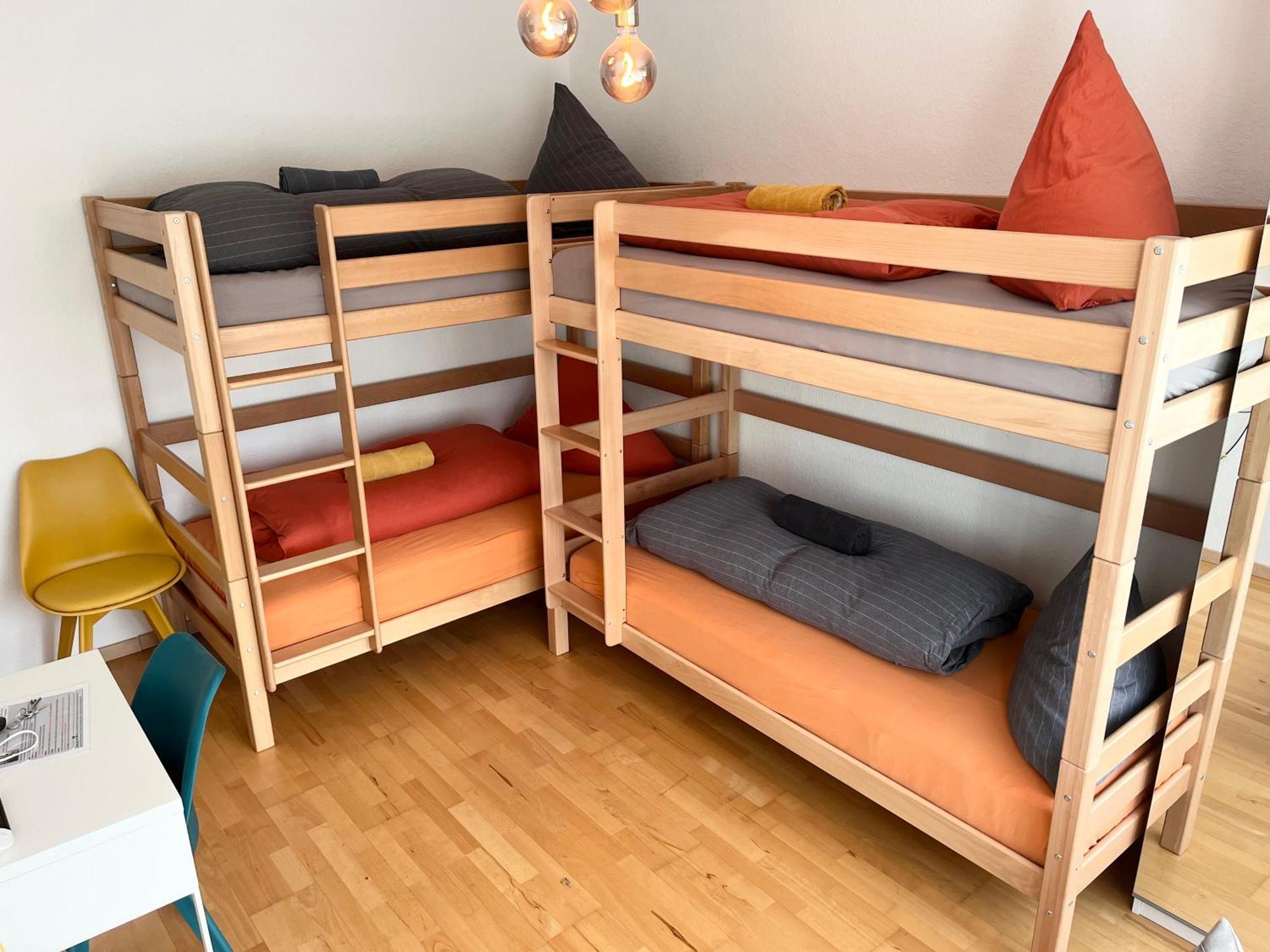 Gemuetliche Privatzimmer Mit Geteiltem Bad, Kueche Und Garten Мюнхен Экстерьер фото